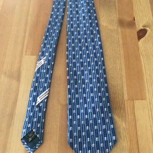 Ermenegildo Zegna Men's 100% Silk Tie in Blue, Purple and Pink Pattern